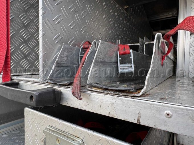 Beschädigung Aufbau