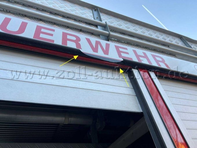 Regenrinne gebrochen hinten links