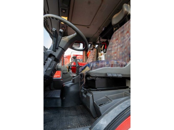 Fahrersitz (Beschädigung)