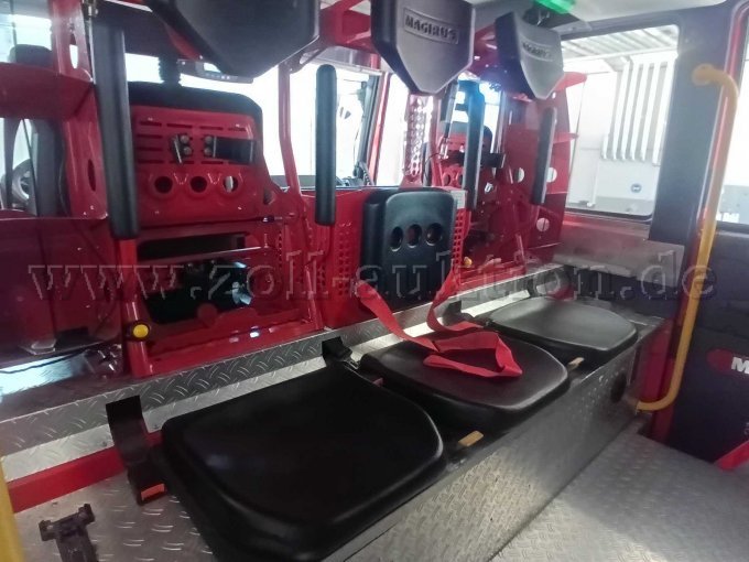 Manschaftsraum Hintere Bank