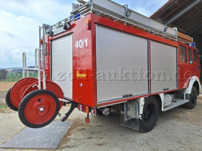 1 brandweerwagen LF16/12, Mercedes-Benz, type 1222 AF – foto 4 – kavel bij Zoll-Auktion, Wittibreut
