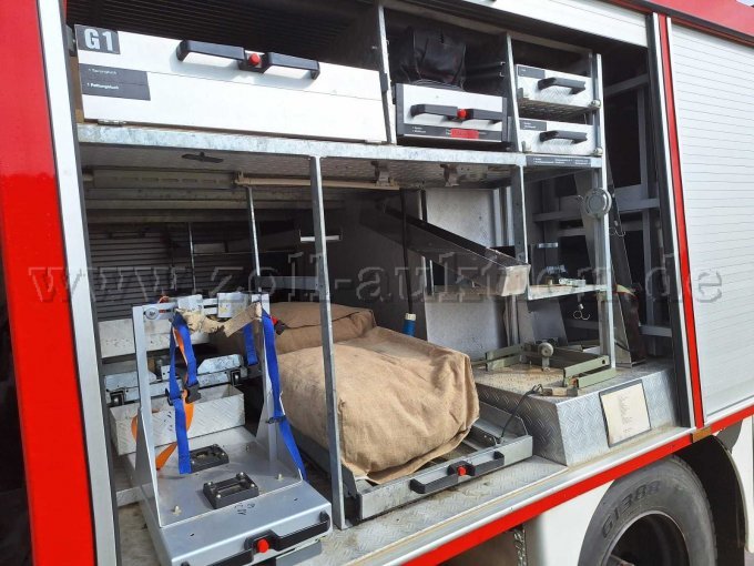 1 brandweerwagen LF16/12, Mercedes-Benz, type 1222 AF – foto 5 – kavel bij Zoll-Auktion, Wittibreut