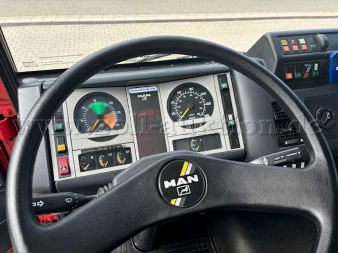 Armaturen Fahrerseite