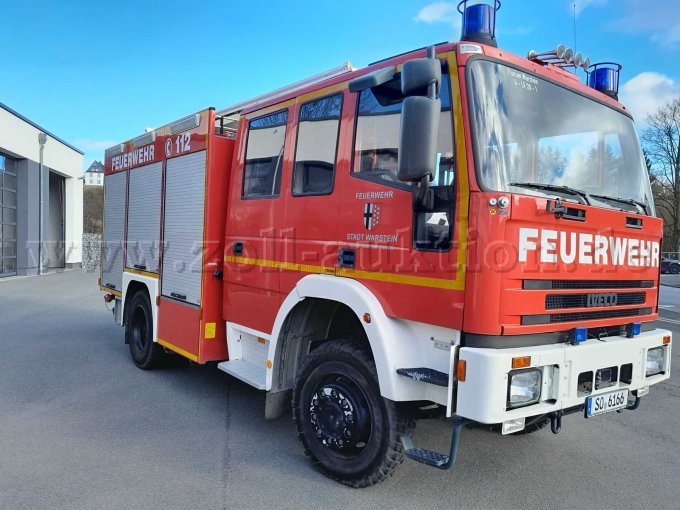 Fahrzeugansicht schräg von vorne rechts.