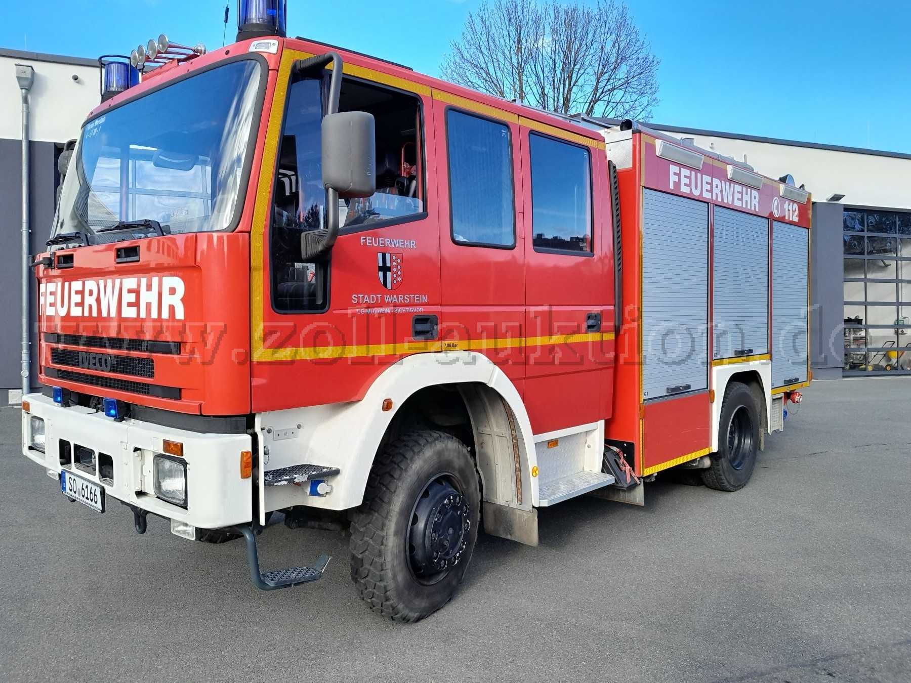 Fahrzeugansicht schräg von vorne links.