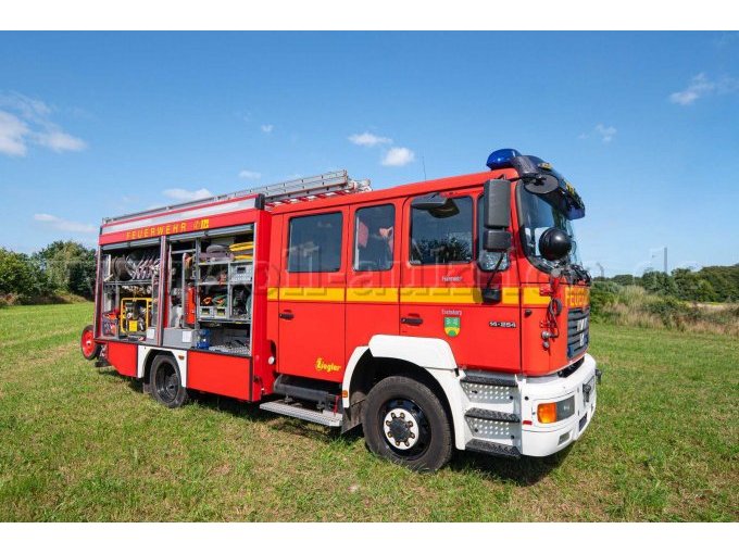 seitl. Ansicht Beifahrer offen