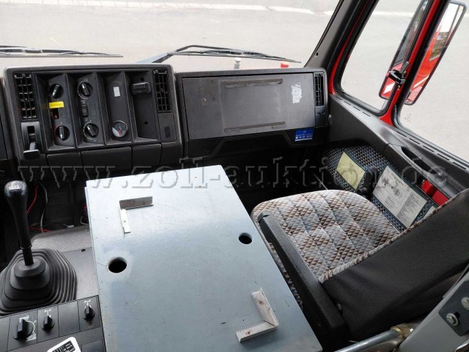 1 Löschgruppenfahrzeug LF 16/12, Mercedes Benz 1224 AF, Allrad – foto 8 – kavel bij Zoll-Auktion, Fuldatal