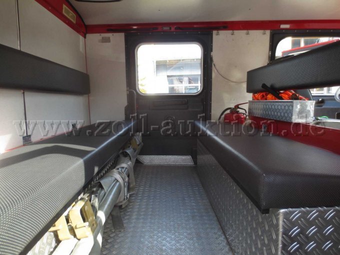 1 Löschgruppenfahrzeug LF 16-TS, Daimler-Benz LAF 1113 B, Lentner, incl. TS 8/8 – foto 7 – kavel bij Zoll-Auktion, Passau