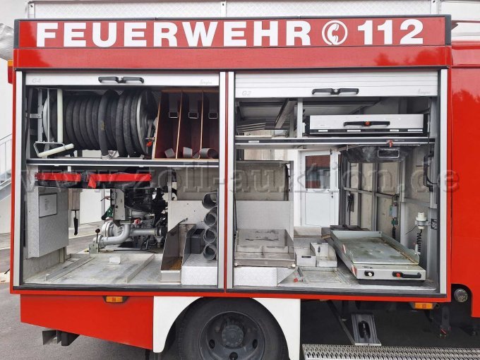 Geräteräume offen 2 und 4