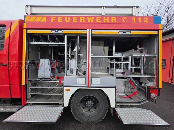 Geräteraum Fahrerseite