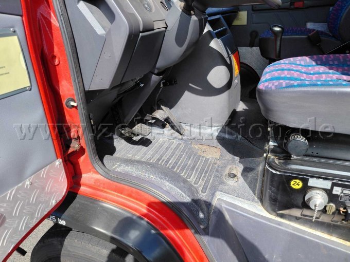 1 Löschgruppenfahrzeug LF 8/6, Mercedes Benz 814D – foto 17 – kavel bij Zoll-Auktion, Fuldatal