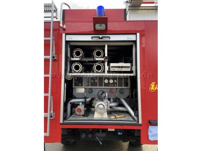 Geräteraum Heck inkl. Pumpe