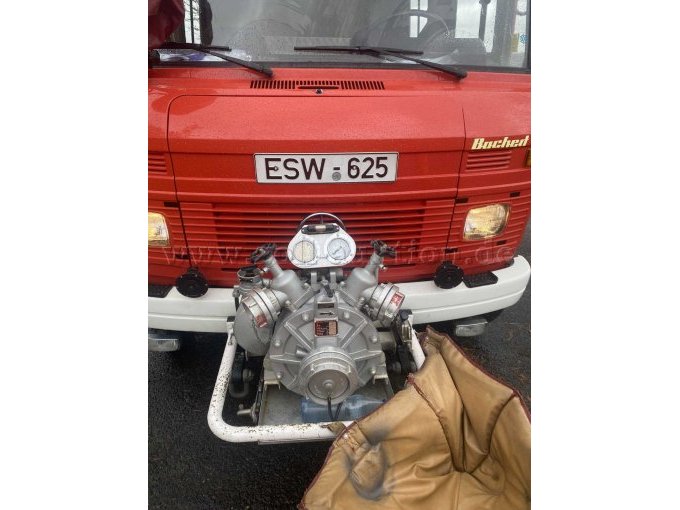 LF 8 mit Vorbaupumpe