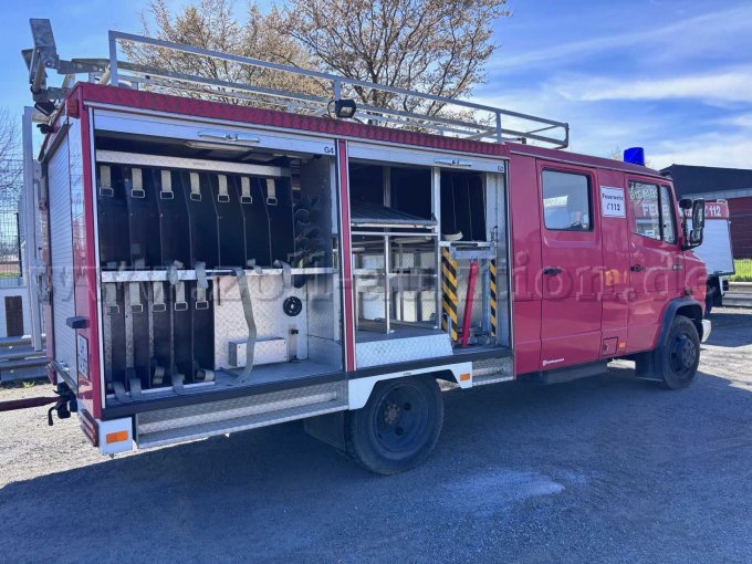1 Löschgruppenfahrzeug LF 8 Mercedes Benz mit Schlingmann Aufbau – lange Standzeit – foto 4 – kavel bij Zoll-Auktion, Bruchhausen-Vilsen