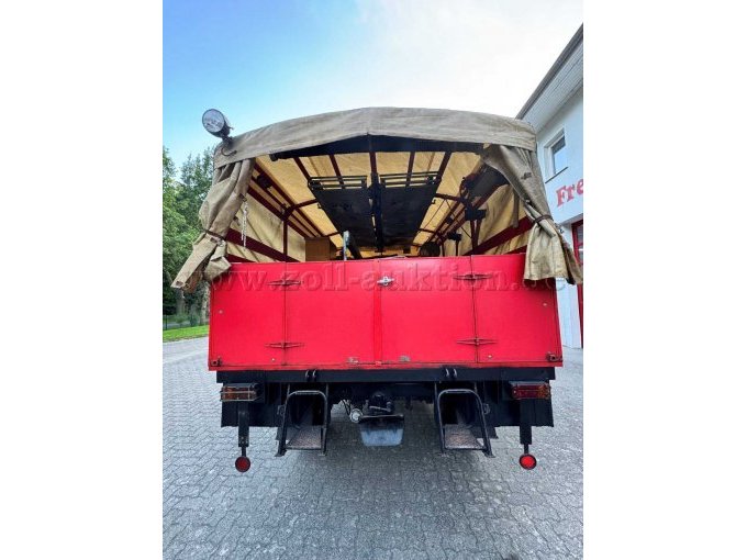 1 brandweerwagen LF 8 - TS8 ROBUR LO 2002AKF – foto 4 – kavel bij Zoll-Auktion, Putbus