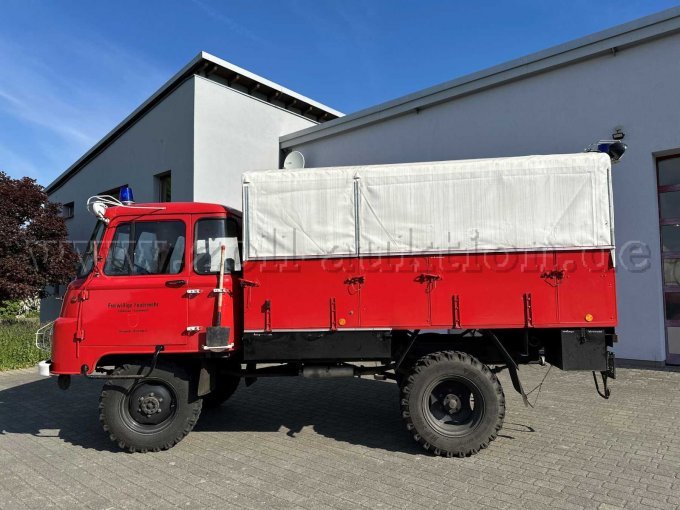 Robur LO, Ansicht links