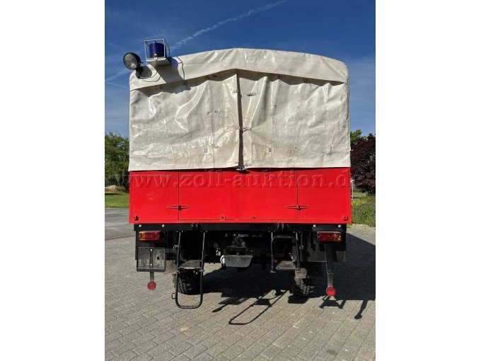 Robur LO, Ansicht hinten
