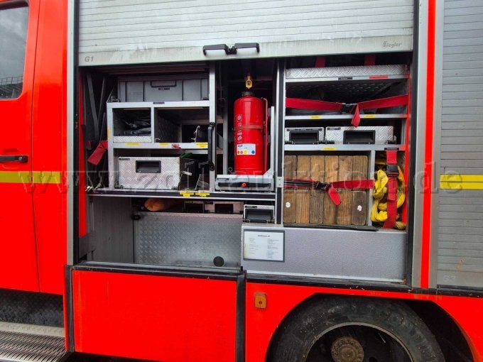 Geräteraum links vorne