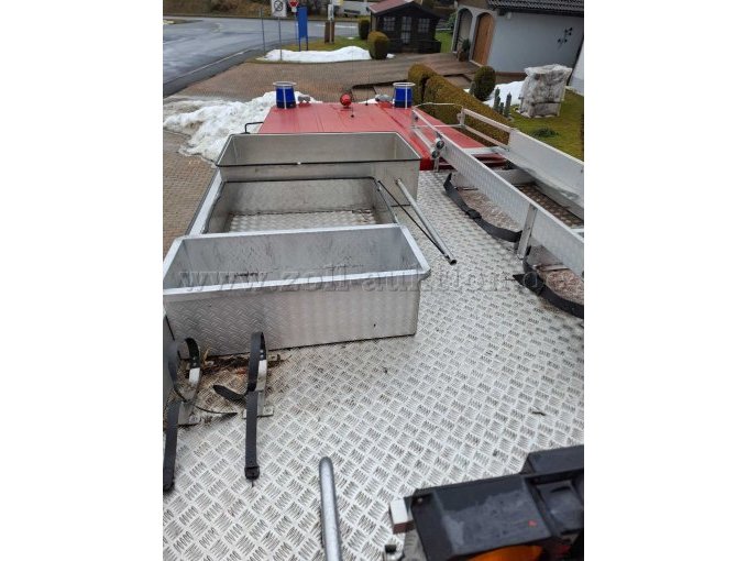 Detail - Dach Vorwärts