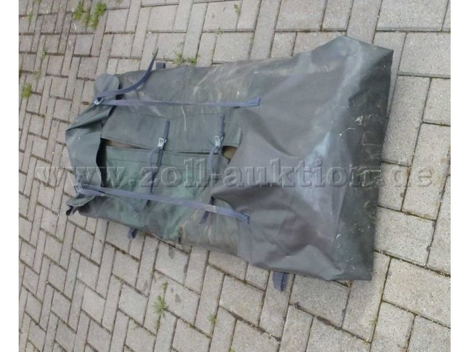 Löschwasserblase von der Feuerwehr Löschwasserblase von der Feuerwehr