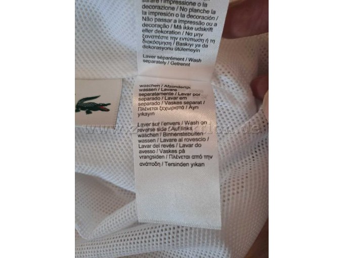 Lacoste Original-Etikett