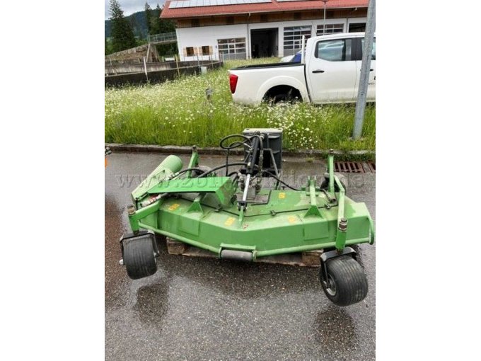 Frontsichelmähwerk Typ 160 F vorne Frontsichelmähwerk Typ 160 F vorne