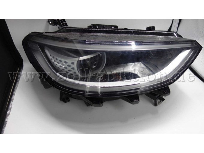 Frontscheinwerfer, rechts