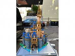 LEGO 43222 Disney Schloss Ansicht von vorne