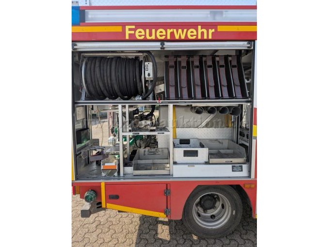 Geräteraum - hinten - rechts