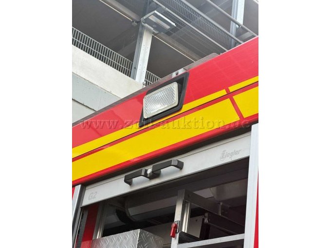 1 LF16 - HLF-brandweerwagen MAN 14-284 - vierwielaandrijving LF16-12 automaat – foto 5 – kavel bij Zoll-Auktion, Weilheim i. OB