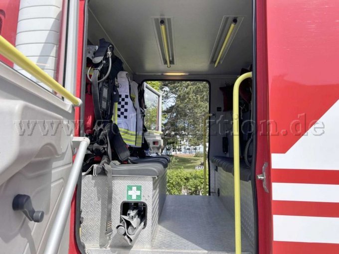 Blick Gruppenkabine links