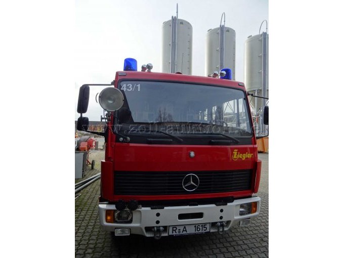 Frontansicht Feuerwehrauto