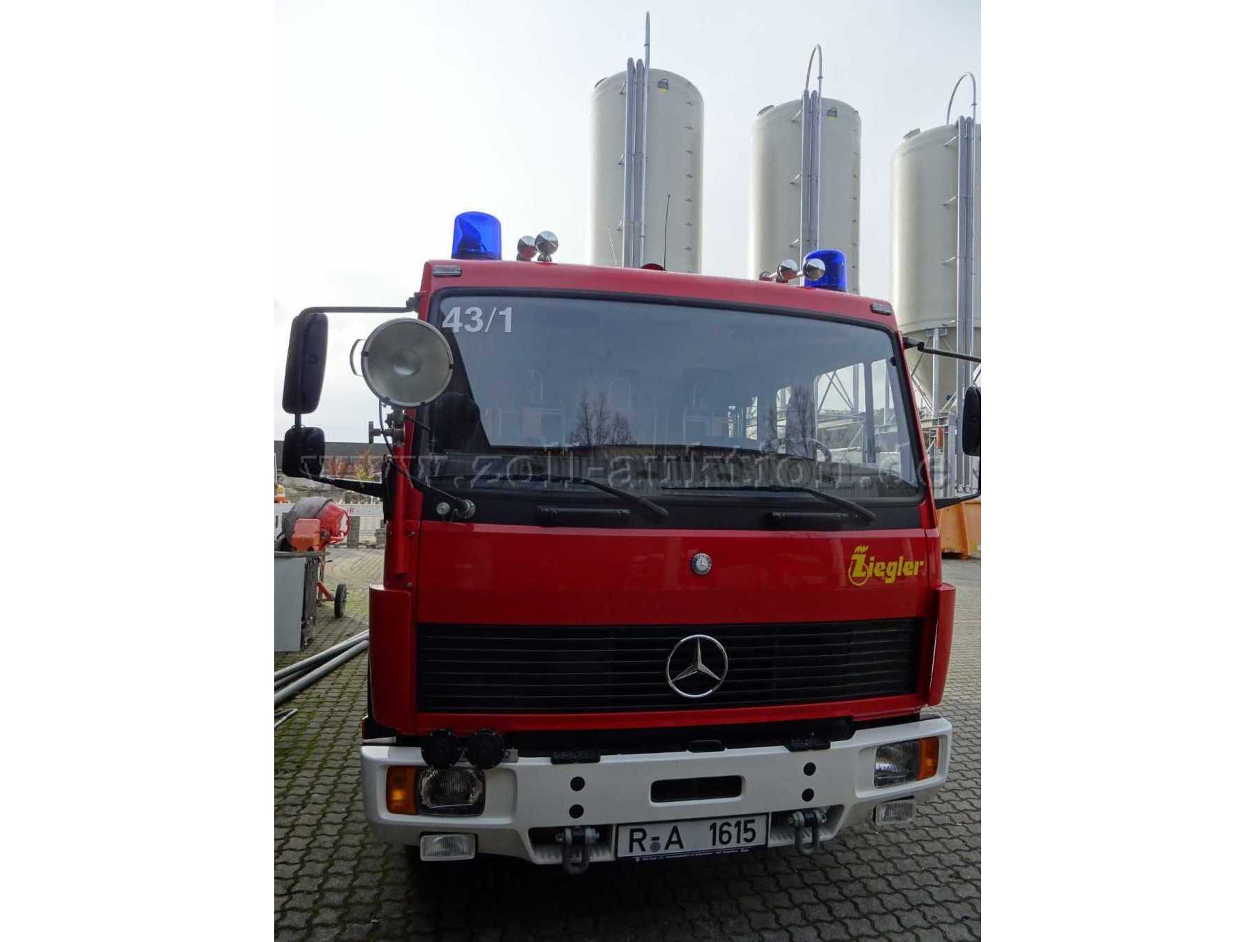 Frontansicht Feuerwehrauto