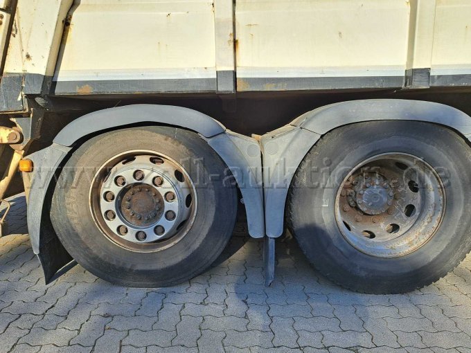 Müllwagen MAM TGA 26.320 - Hinterachsen rechts