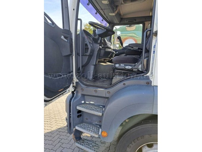 Müllwagen MAM TGA 26.320 - Einstieg Fahrerhaus links
