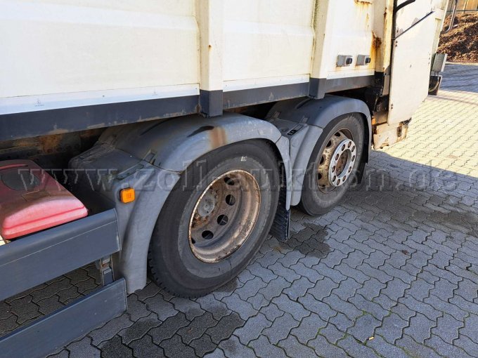 Müllwagen MAM TGA 26.320 - Hinterachsen links