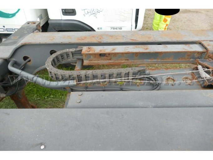1 LKW-Sattelauflieger Krone Sattelauflieger SDC27 / Unfall- & Bastlerfahrzeug – foto 8 – kavel bij Zoll-Auktion, Wandlitz