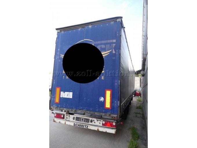 1 LKW-Sattelauflieger Schmitz Cargobull Typ S01 / Unfall- & Bastlerfahrzeug – foto 4 – kavel bij Zoll-Auktion, Wandlitz
