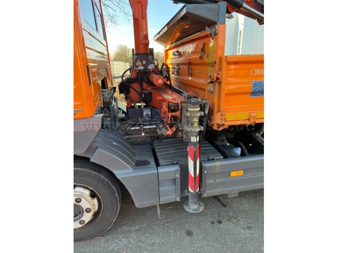 Kranstützbein mit Kranbedienung linke Seite