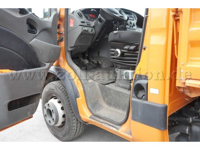 Fahrerseite Innenbereich Fahrerseite