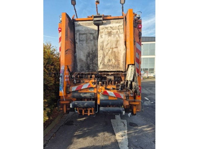 Schüttung hinten defekt