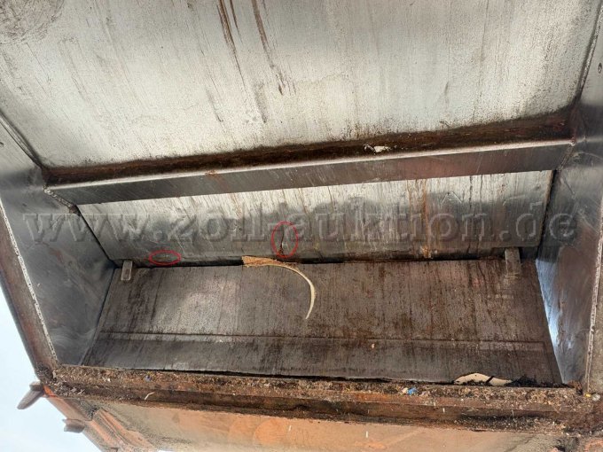 Träger Schwenkplatte innen