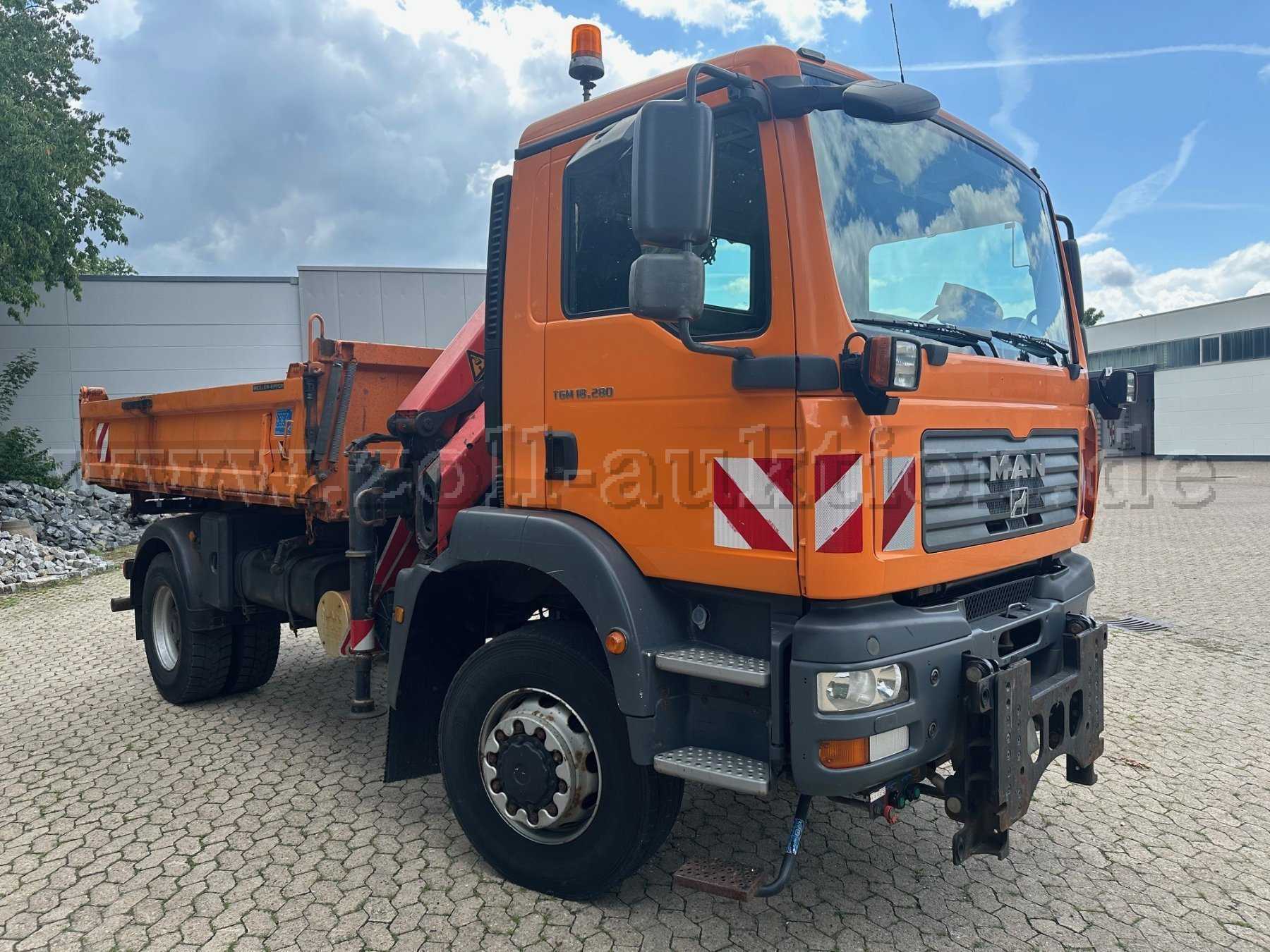 LKW vorne von links