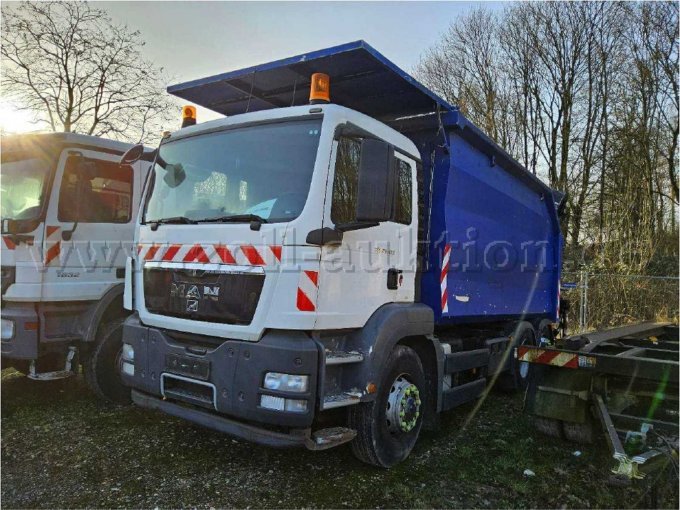 Diagonale vorne links