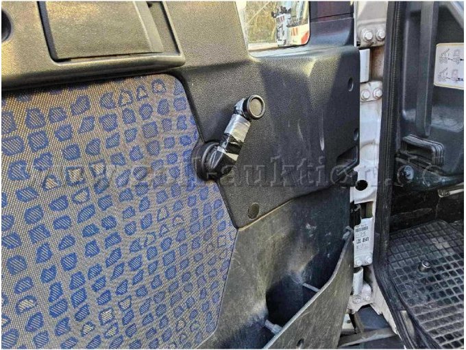 Fensterkurbel vorne links gataped