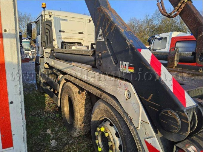 Diagonale hinten links (eingeschränkte Sicht)