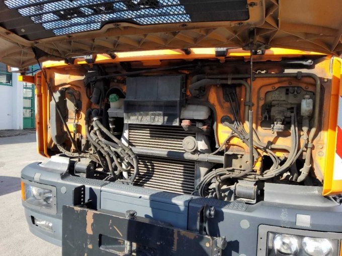 Ansicht Frontklappe offen