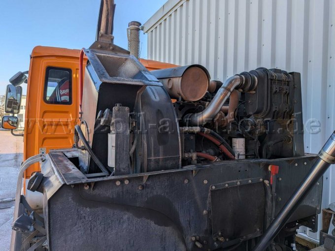 Aufbaumotor für Kehraggregat