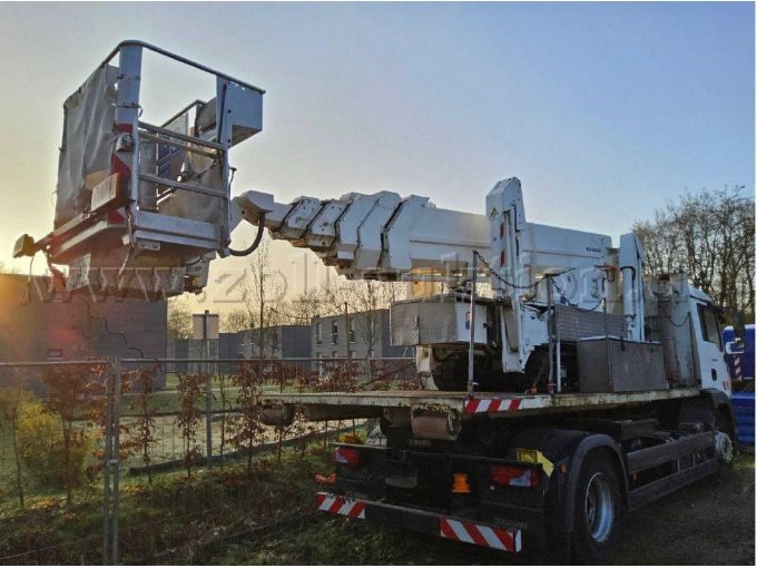 Diagonale rechts hinten