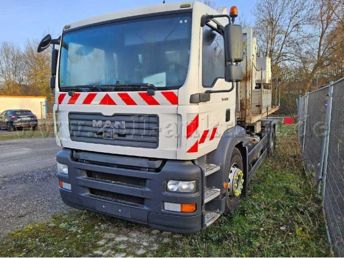 Diagonale vorne links